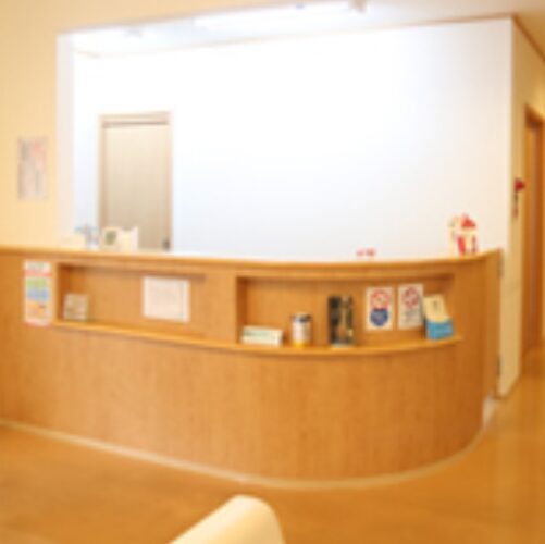塩山皮フ科の受付