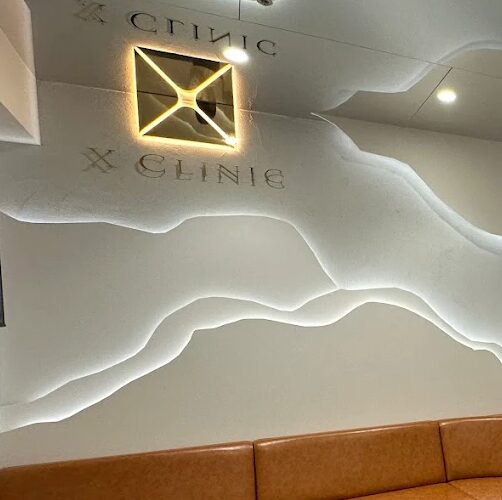 X CLINIC 名古屋の待合スペース