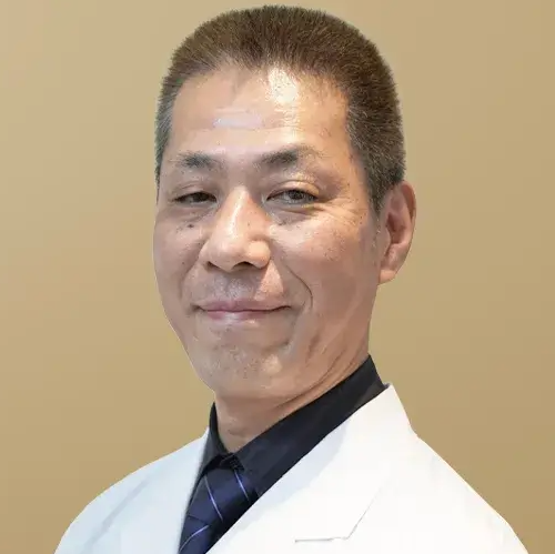 共立美容外科高松院の院長